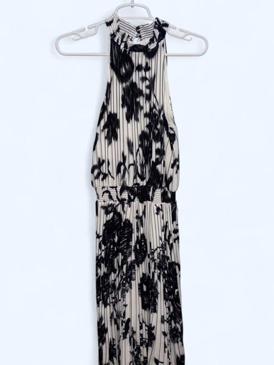 White House Black Market Dresses & Skirts - White House Black Market Maxi Dress